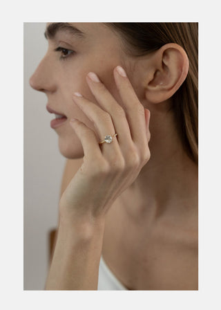 1.50ct Round Diamond Unique Engagement Ring With Matching Wedding Band