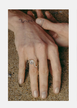 unique ring settings, unique ring designs, unique anniversary rings for her, unique anniversary rings