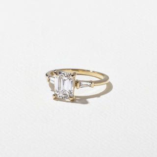 emerald ring diamond, emerald ring design, emerald ring diamond band, emerald ring diamond engagement