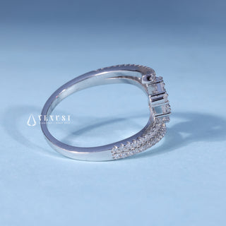 0.70CT Baguette And Round Moissanite Diamond Cluster Engagement Ring