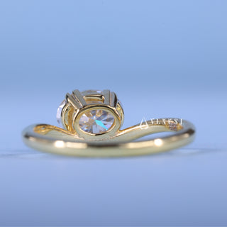 1.0CT Oval Moissanite Diamond Curved East West Unique Engagement Rings