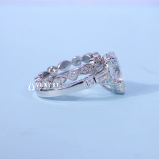 1.50CT Pear Moissanite Diamond Three Stone Engagement Rings With Wedding Band