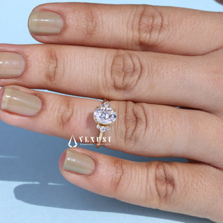 1.0CT Oval Cut Moissanite Diamond Cluster Engagement Ring