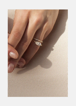 unique ring settings, unique ring designs, unique anniversary rings for her, unique anniversary rings