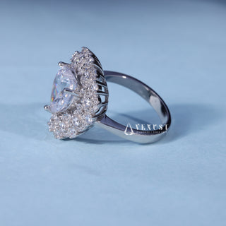 1.0CT Heart Cut Moissanite Diamond Halo Engagement Ring