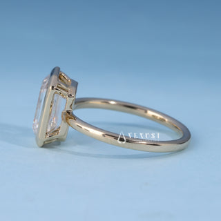 2.0CT Bezel Set Emerald Moissanite Diamond Timeless Engagement Rings
