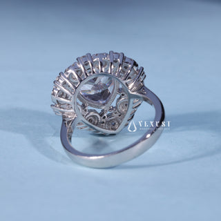 1.0CT Heart Cut Moissanite Diamond Halo Engagement Ring