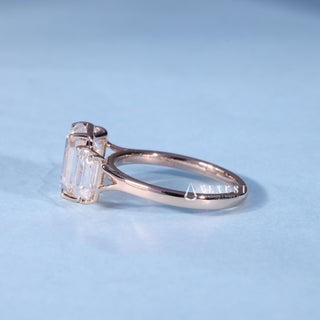 2.0CT Emerald Moissanite Diamond Three Stone Engagement Rings