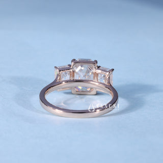 2.0CT Emerald Moissanite Diamond Three Stone Engagement Rings