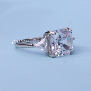 2.50CT Asscher Cut Moissanite Diamond Three Stone Engagement Rings