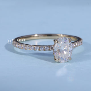 1.0CT Oval Cut Moissanite Diamond Pave Engagement Ring