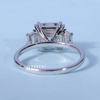 2.0CT Asscher Cut Moissanite Diamond Three Stone Engagement Rings