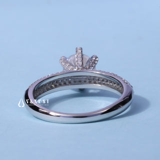 1.0CT Round Cut Moissanite Diamond Four Row Pave Engagement Ring