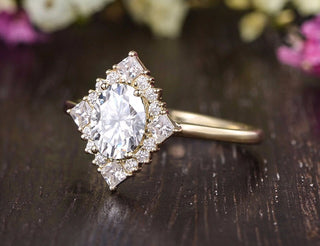 0.75CT Oval Cluster Halo Moissanite Engagement Ring