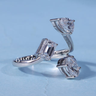 1.0CT Emerald, Oval & Pear Moissanite Diamond Three Stone Engagement Rings