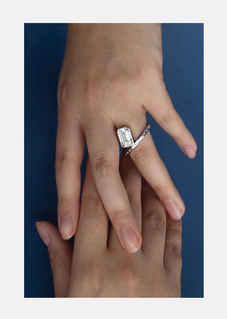 unique ring settings, unique ring designs, unique anniversary rings for her, unique anniversary rings