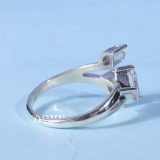 1.0CT Emerald & Marquise Moissanite Diamond Three Stone Engagement Rings