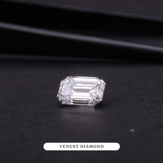 0.9CT Emerald Cut Lab-Grown Diamond