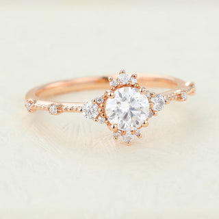 round-shaped-moissanite-cluster-engagement-ring-6