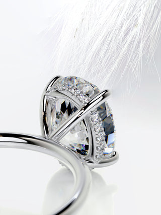 0.3 CT Oval Cut moissanite Diamond Engagement Ring For Women