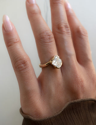 1.0CT-2.0CT Asscher Moissanite Diamond By Pass Engagement Ring With Matching Pave Curved Band