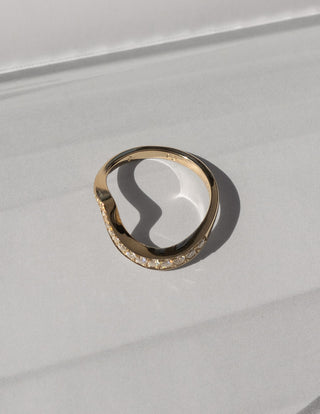 1.0CT-2.0CT Pear East West Moissanite Diamond Tension Style Engagement Ring With Matching Classic Band