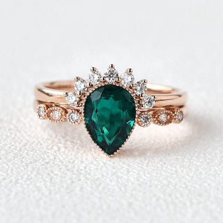 1.93ct Pear Emerald Migraine Vintage Signature Bridal Ring Set For Her