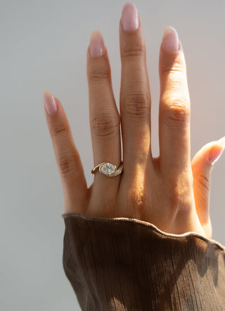 0.50CT-1.50CT Oval East West Moissanite Unique Pave Engagement Ring With Matching Curved Band