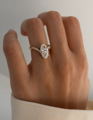 2.0CT-3.0CT Oval Cut Unique Diamond Rings Classy Engagement With Matching Wedding Band