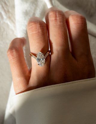 2.0CT-3.0CT Oval Cut Unique Diamond Rings Classy Engagement With Matching Wedding Band