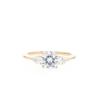 1.05CT Round Moissanite Diamond Three Stone Engagement Ring