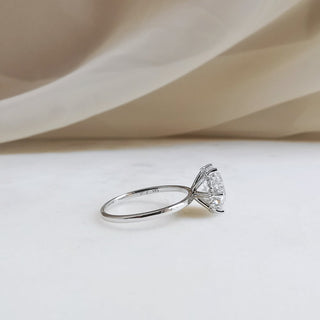 3-0-ct-round-shaped-moissanoite-hidden-halo-engagement-ring