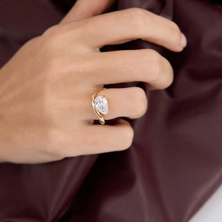 2.0ct Pear East West Moissanite Diamond Unique Infinity Shape Engagement Ring With Matching Band