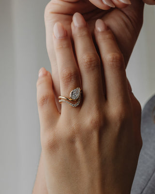 1.50ct Pear Cut Curved Unique Moissanite Engagement Ring With Matching Band