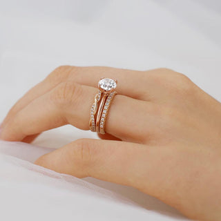 round-shaped-moissanite-solitaire-style-engagement-ring-9