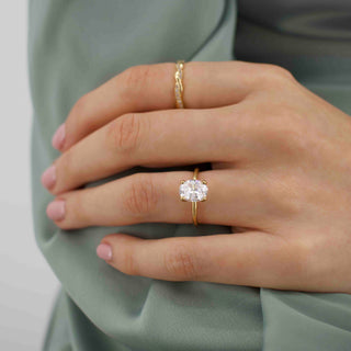 oval-shaped-moissanite-solitaire-style-engagement-ring