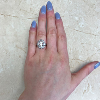 classic halo ring
diamond ring 
solitaire engagement ring 
halo engagement ring 