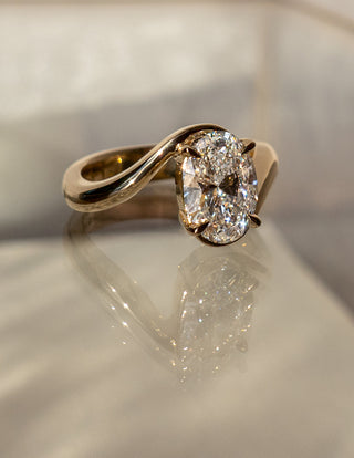 1.50CT-2.50CT Oval Moissanite Diamond Unique Tension Style Engagement Ring With Matching Band