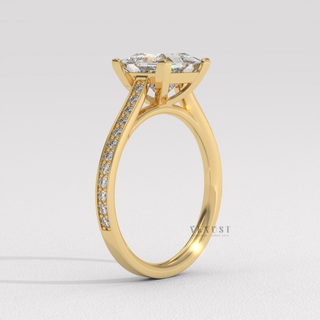 bold princess cut engagement ring
