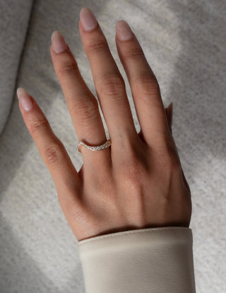 1.0CT-2.0CT Pear East West Moissanite Diamond Tension Style Engagement Ring With Matching Classic Band