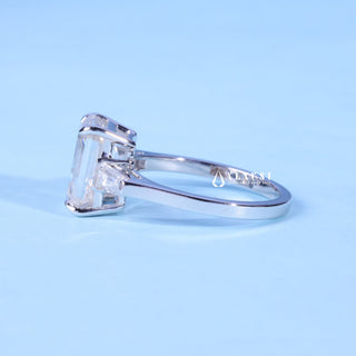 2.0CT Emerald Cut Moissanite Diamond Three Stone Engagement Rings