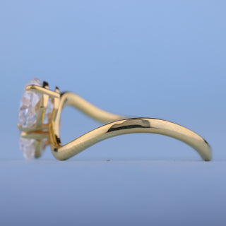 1.0CT Oval & 0.70CT Cushion Moissanite Diamond Toi Et Moi Engagement Ring