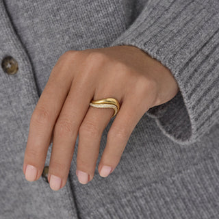 2.0ct Pear East West Moissanite Diamond Unique Engagement Ring With Matching Band