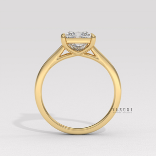 diamond ring minimal
