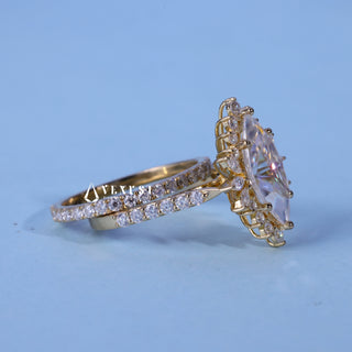 1.0ct Marquise Cut Cluster Halo Diamond Vintage Style Engagement Ring With Wedding Band
