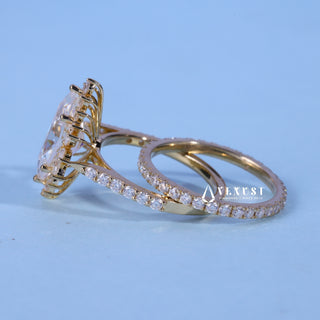 1.0ct Marquise Cut Cluster Halo Diamond Vintage Style Engagement Ring With Wedding Band