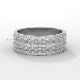 emerald round cluster wedding band
CURVED WEDDING BAND 
wedding band 
diamond wedding band 
diamond band 
band 
curved band 
emerald curved band 
round curved band 
cluster band 