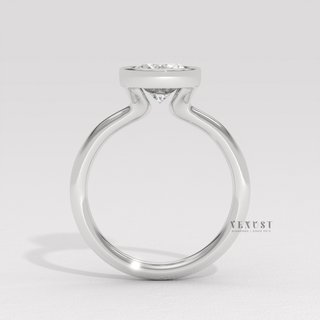 engagement ring oval bezel