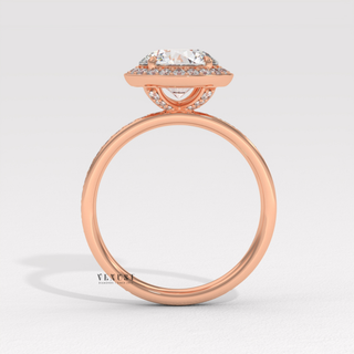 sparkling halo ring, statement halo ring, round halo ring, 
diamond halo ring, round diamond halo ring