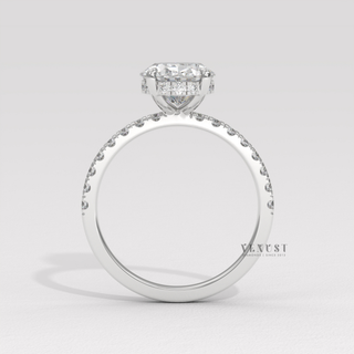 high sparkle oval diamond ring